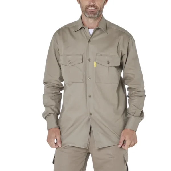 Camisa de trabajo Pampero beige resistente para uniforme profesional